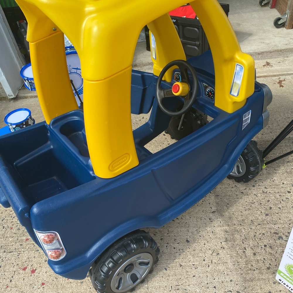 SOLD Little Tikes Truck *Pick up only